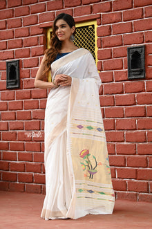  Rajsi~ Pure Cotton Handloom with Lotus Pallu - White with Subtle Golden Border