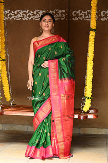  Pure Silk Handloom - Maharani Paithani in Rich Forest Green with Rich Hot Pink Silk Border