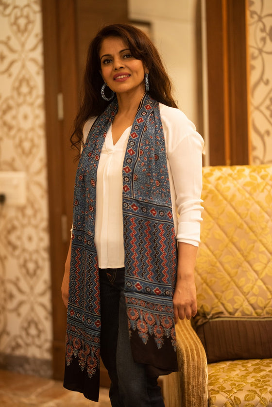 Namita's Favourite~ Handloom Pure Cotton Stoles With Digital Print