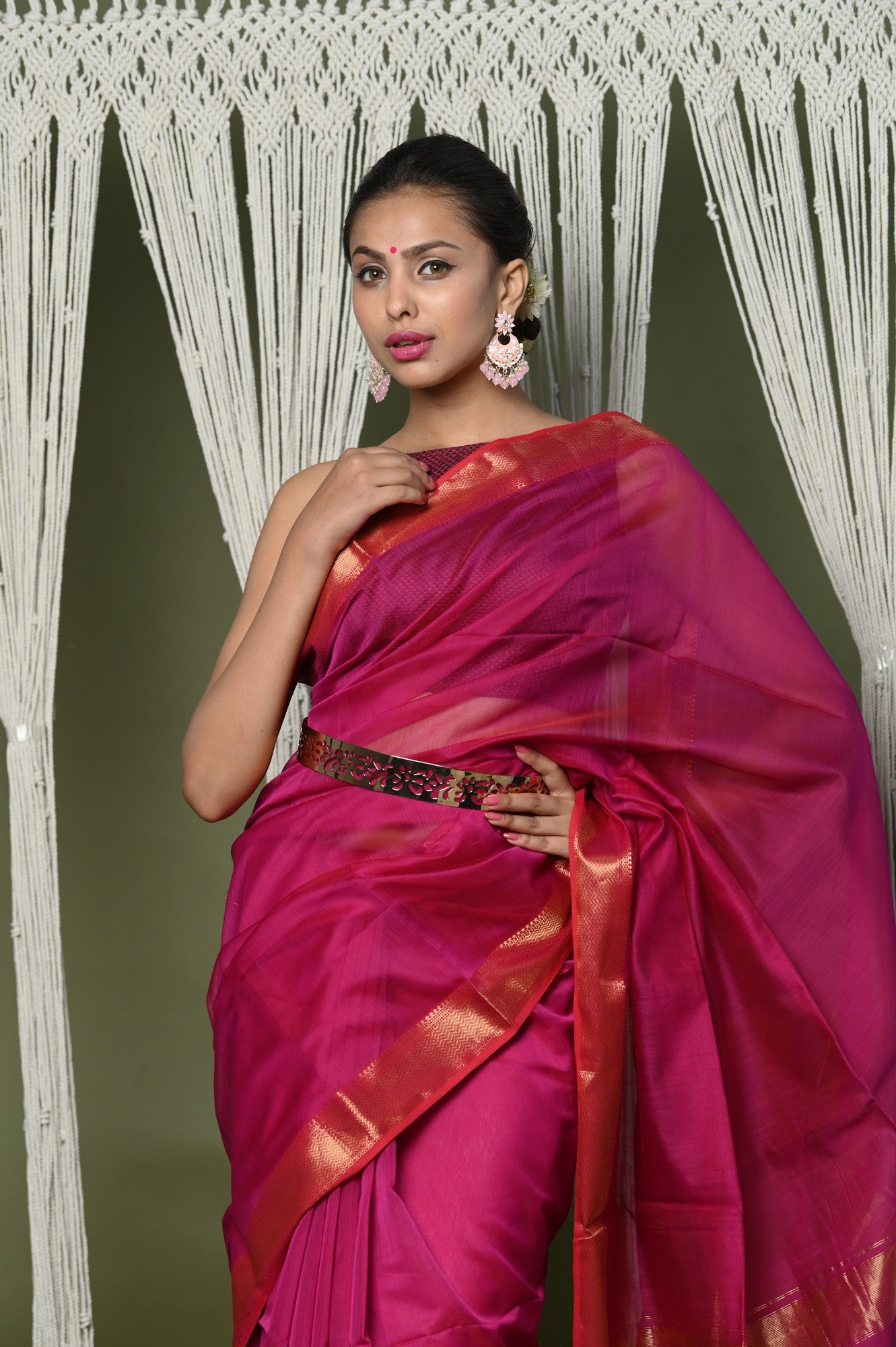 Handloom Cotton Silk Saree With Sleek Golden Border~ Crimson