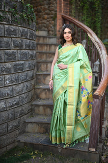  Chandrakor Rang Mahal ~ Handloom Pure Silk Paithani Maharani Paithani in Pista Green