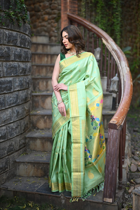 Chandrakor Rang Mahal ~ Handloom Pure Silk Paithani Maharani Paithani in Pista Green