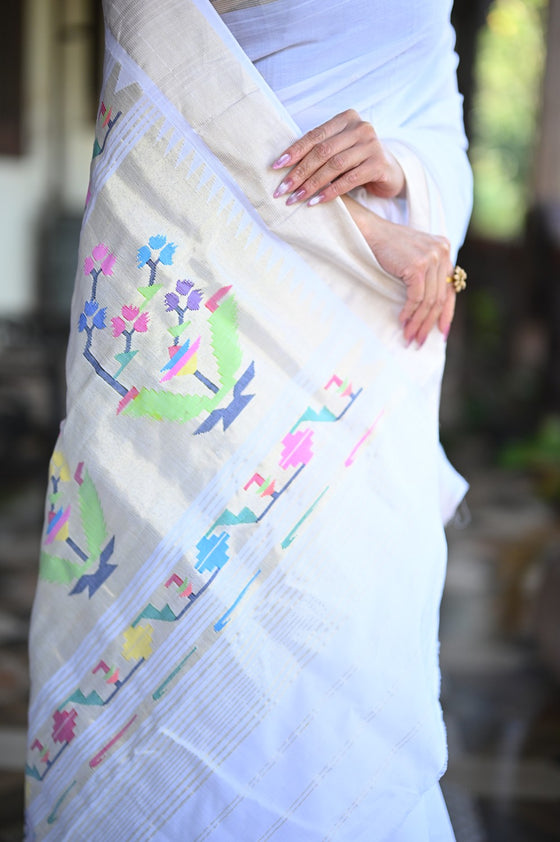 Rang Mahal ~ Handloom Pure Cotton Paithani in Fresh White with Oldest  Asawali Pallu