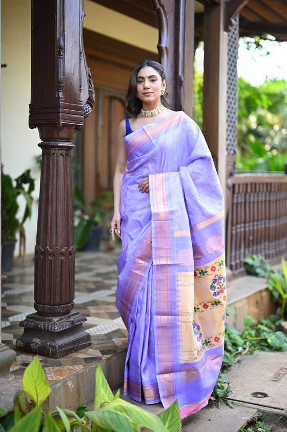 Rang Mahal ~ Handloom Pure Silk Brocade Maharani Paithani in Pretty Lavender Shade (With Silk Mark)