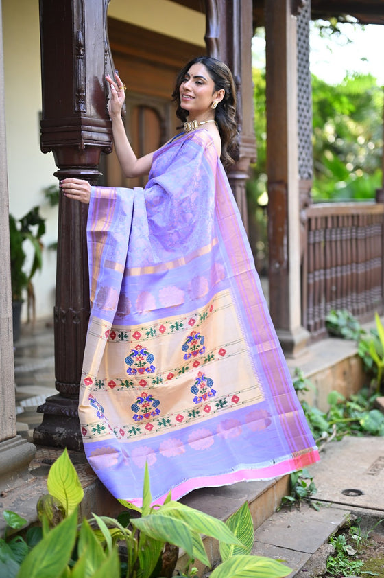 Rang Mahal ~ Handloom Pure Silk Brocade Maharani Paithani in Pretty Lavender Shade (With Silk Mark)