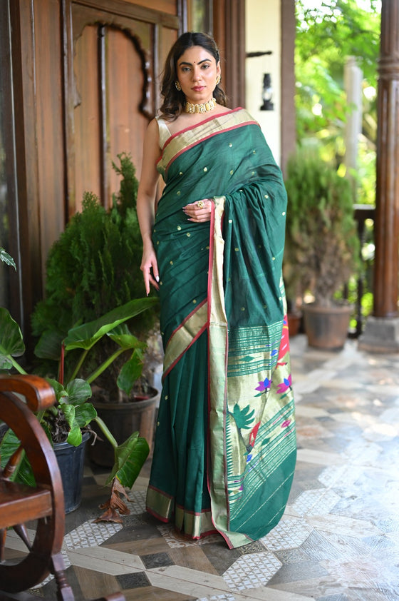 Rang Mahal ~ Handloom Pure Cotton Paithani in Green with Pichwai Pallu