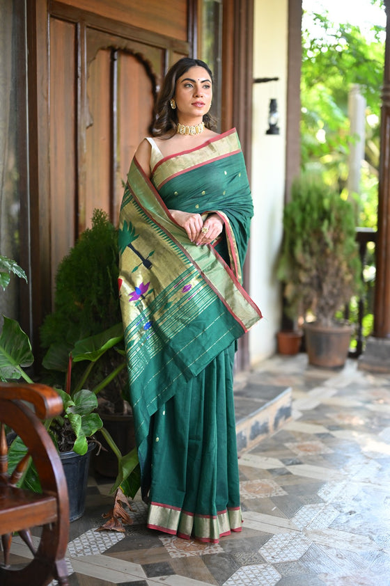 Rang Mahal ~ Handloom Pure Cotton Paithani in Green with Pichwai Pallu