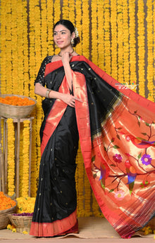 Rajsi~ Handloom Pure Silk Paithani Muniya Border Saree WIth Handcrafted Parrot Pallu in Black