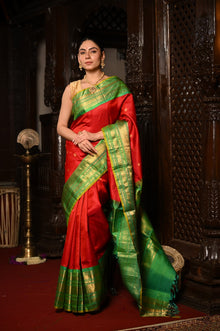  Mahalakshmi ~ Gadwal Pure Silk Handloom Saree in Fierce Red and Green
