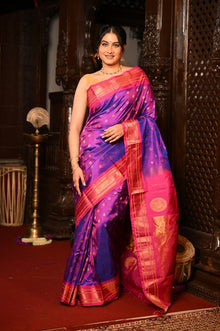  Mahalakshmi Chandrakor ~ Handloom Pure Silk Paithani with Maharani Pallu in Dual Tone Purple Pink