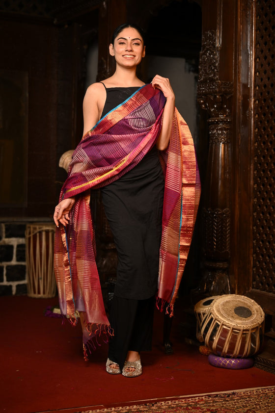 Mahalakshmi ~Handloom Cotton Silk Duppata With Beautiful Print and Designer Tassels ~ Pastel Pink