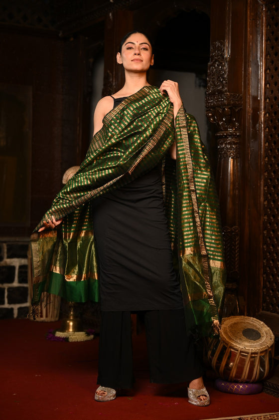 Mahalakshmi ~Handloom Cotton Silk Duppata With Beautiful Print and Designer Tassels ~ Green