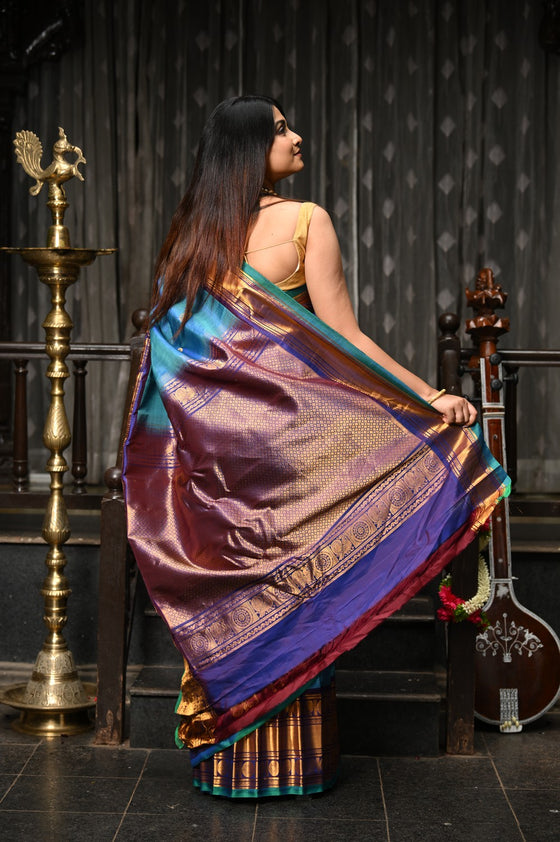 Mahalakshmi ~ Gadwal Pure Silk Handloom Saree in Azure Blue and Cyan Blue