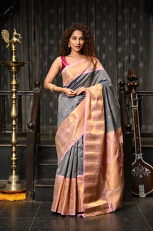  Mahalakshmi ~ Gadwal Pure Silk Handloom Saree in Grey and Powder Pink