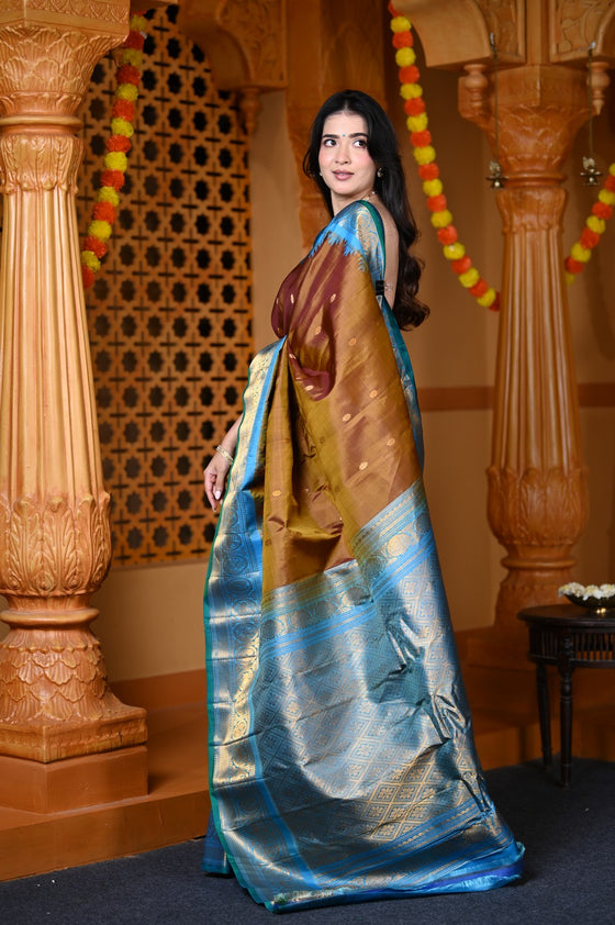 Durva Premium ~ Gadwal Pure Silk Handloom Saree in Olive Gold and Powder Blue