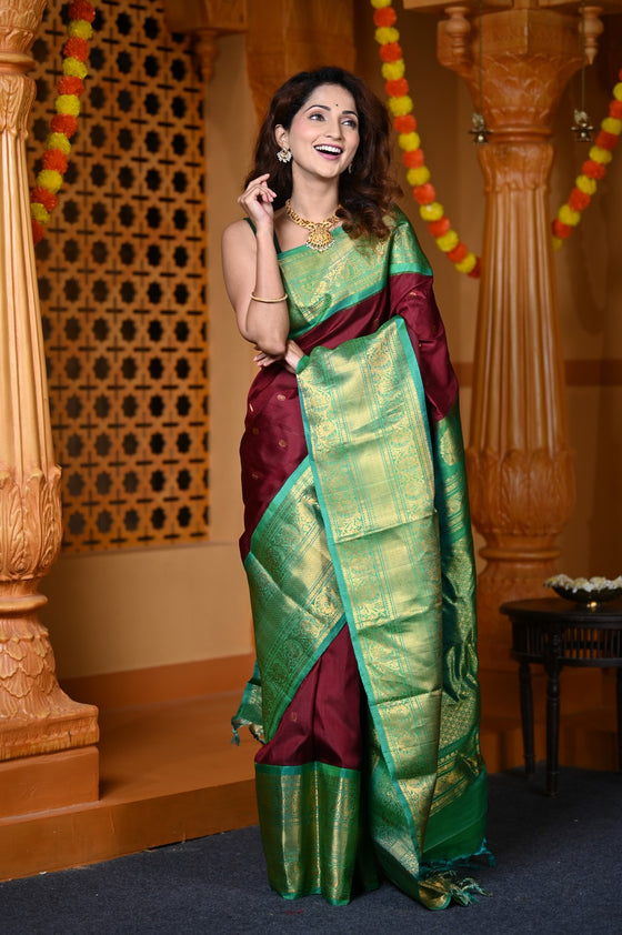 Durva Premium ~ Gadwal Pure Silk Handloom Saree in Maroon and Leaf Green