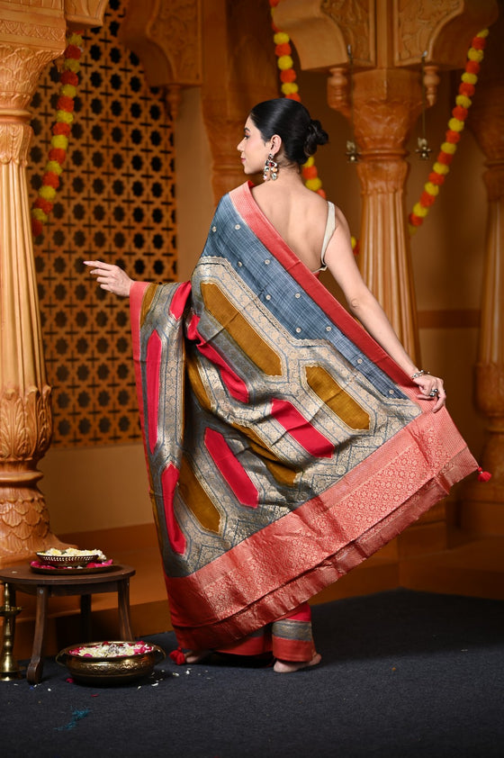 Durva Premium~ Viscose Hand-dyed Rangkaath Saree in Shades of Grey and Red
