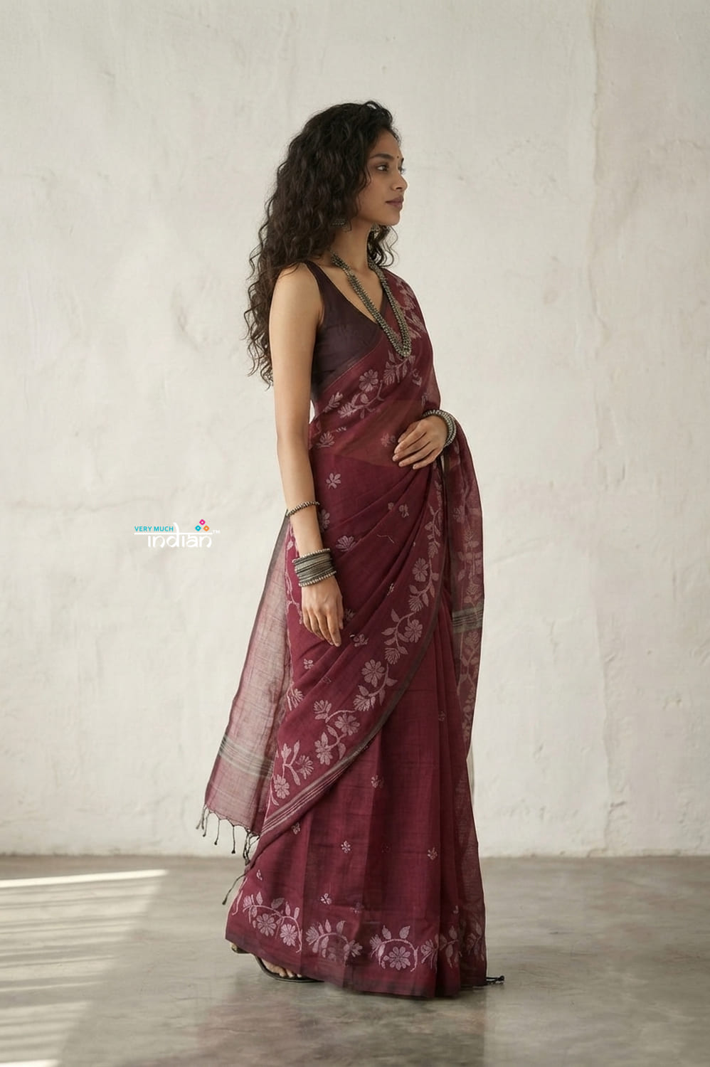 Latika ~ Pure Handwoven Jamdani Mul Cotton Saree in Maroon