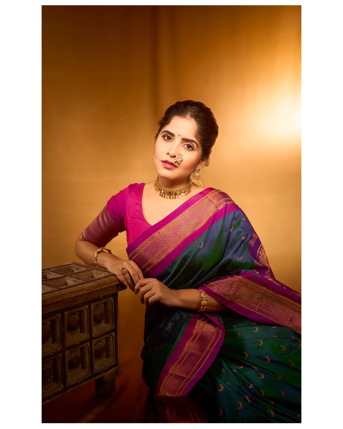 Chandrakor ~ Handloom Pure Silk Maharani Paithani with Majestic Maharani Pallu in Peacock Blue(Shipping in 25 days)