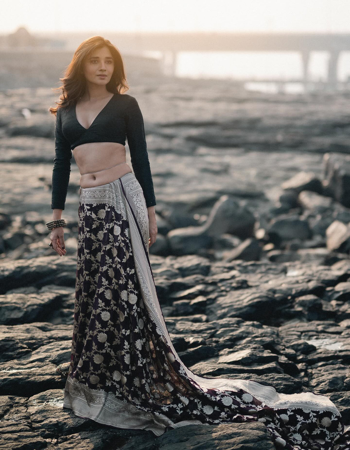Suhaani Exclusive ~ Handloom Khaddi Georgette Saree With All Over Floral Jaal~ Classy Brown