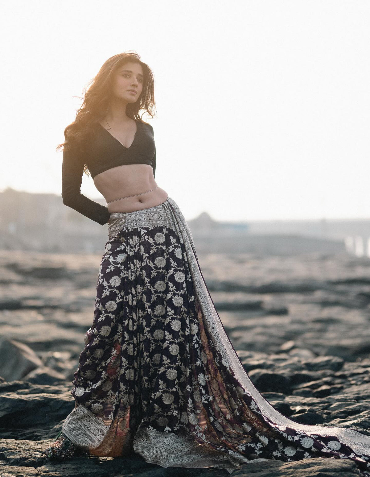 Suhaani Exclusive ~ Handloom Khaddi Georgette Saree With All Over Floral Jaal~ Classy Brown