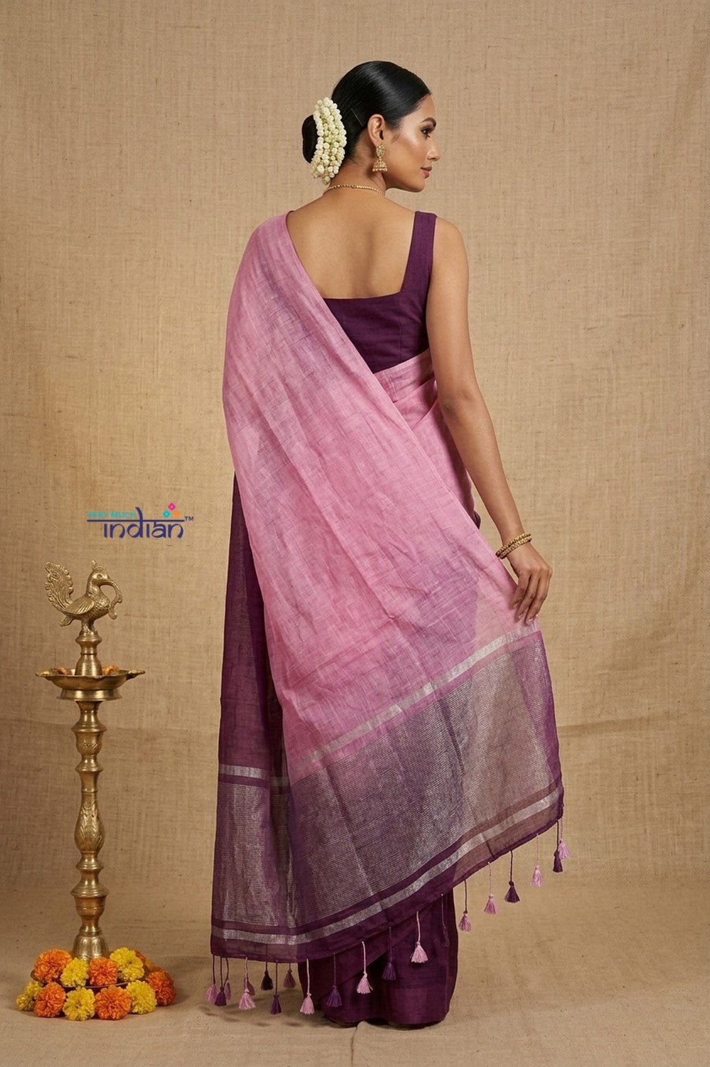 Bengal Gatha ~ Handloom Linen Saree in Pink and Maroon - verymuchindian.com