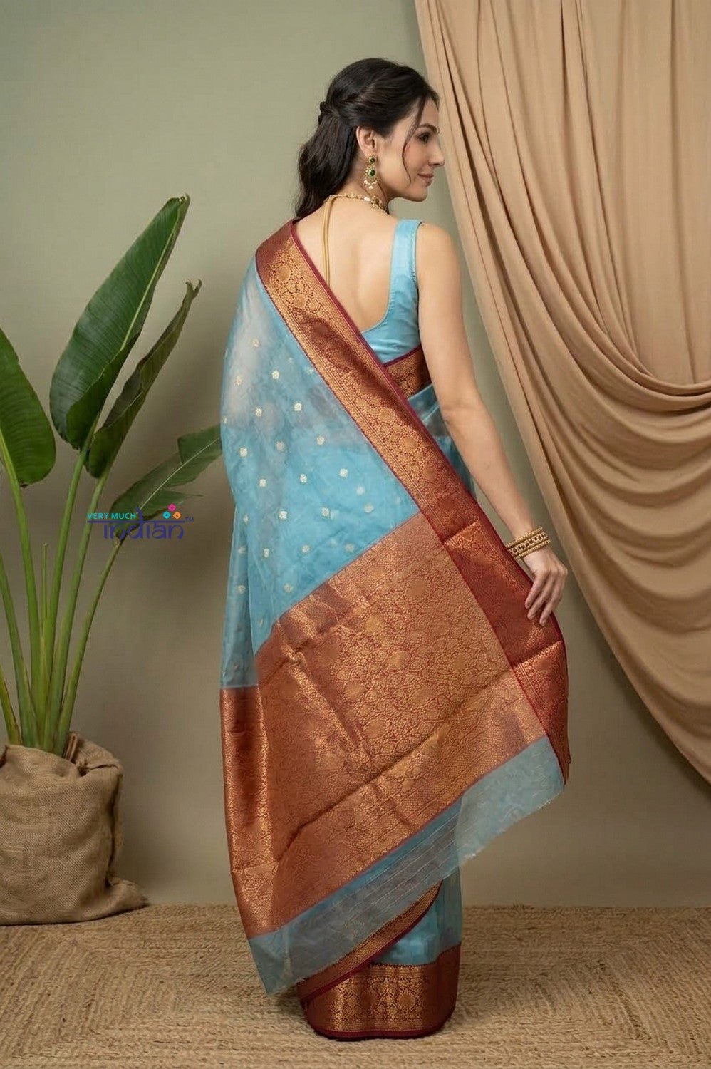 Chandani Chanderi ~ Handloom Chanderi Tissue Silk Saree with Motifs in Sky Blue - verymuchindian.com