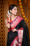 Durva Premium ~ Gadwal Pure Silk Handloom Saree in Black and Red - verymuchindian.com