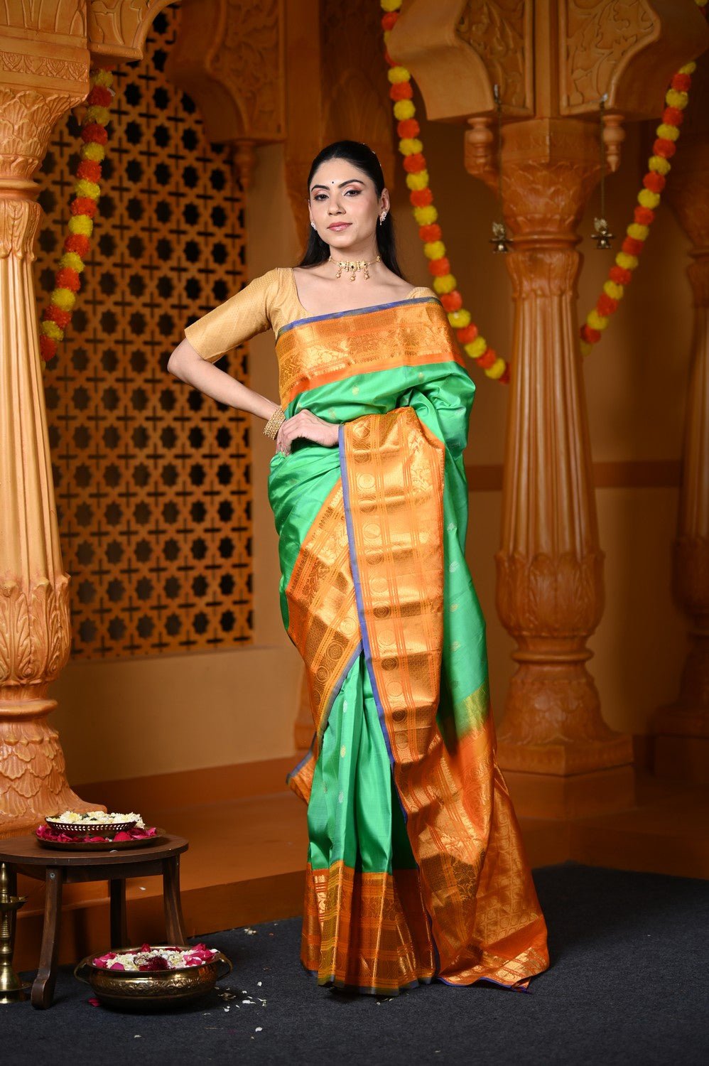 Durva Premium ~ Gadwal Pure Silk Handloom Saree in Leaf Green and Yellow - verymuchindian.com
