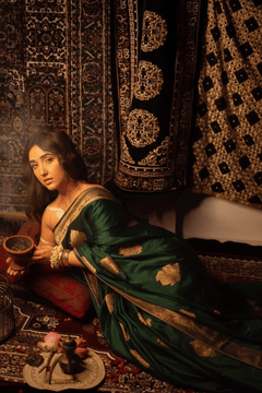 Durva Premium~ Viscose Satin Hand-dyed Rangkaath Saree in Bottle Green - verymuchindian.com