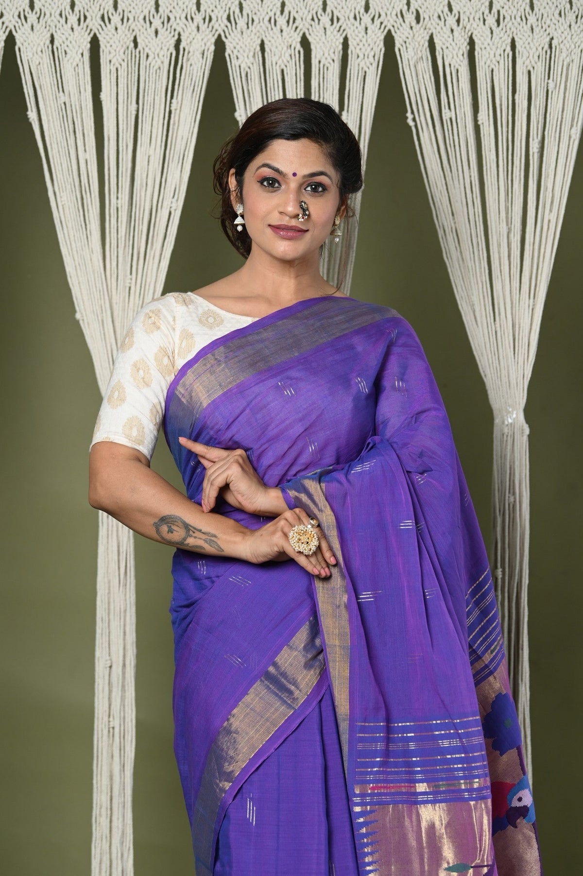 EXCLUSIVE! Handloom Pure Cotton Paithani With Parrot Pallu~Purple - verymuchindian.com