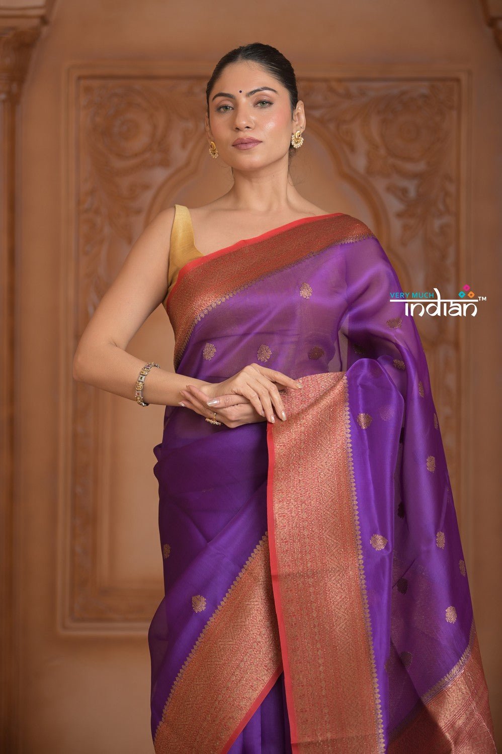 Festive Edit! Ganga Ghat ~ Handloom Pure Kora Silk Saree in Berry Purple and Red ( Silk Mark Certified ) - verymuchindian.com