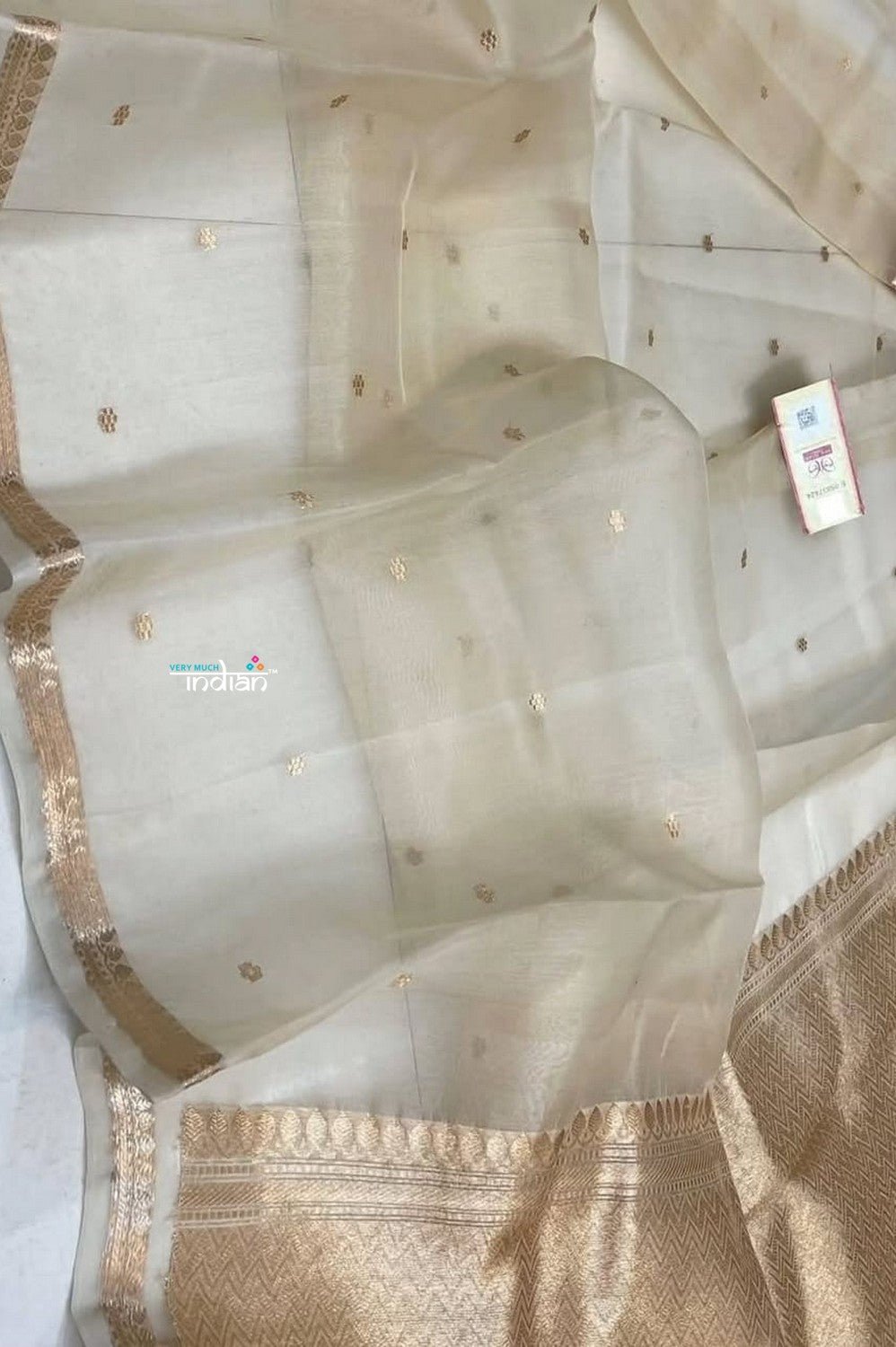 Ganga Ghat ~ Banarasi Handwoven Pure Silk Banarasi Organza Saree in Off White - verymuchindian.com