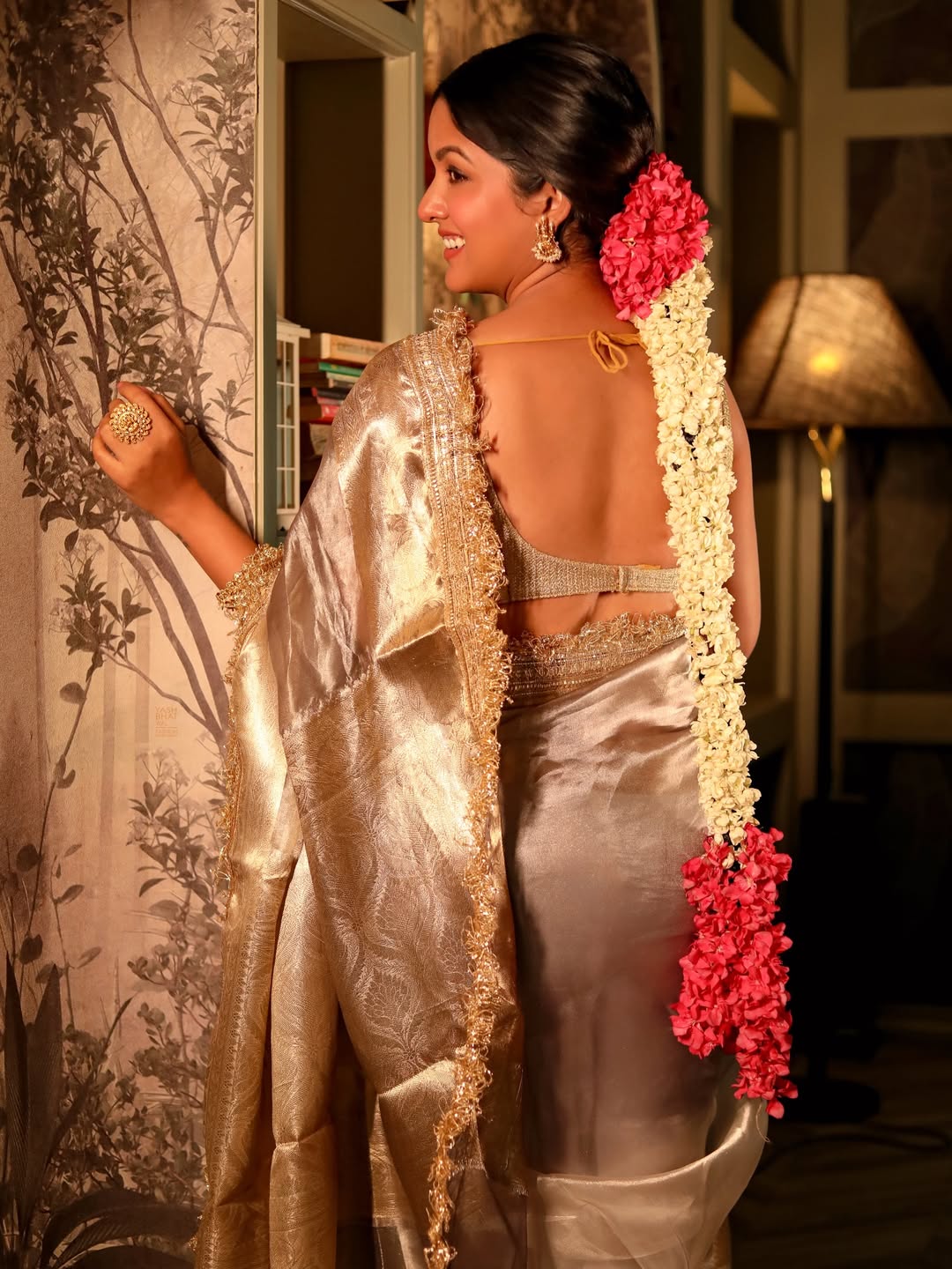 Gaurangi ~ Banarasi Organza Silk Tissue Saree with Designer Lace in silver hue - verymuchindian.com