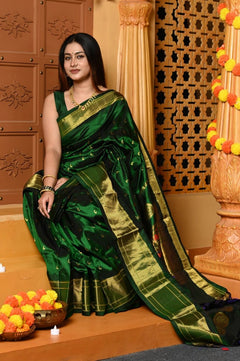 Gaurangi Chandrakor ~ Handloom Pure Silk Maharani Paithani with Majestic Maharani Pallu in Royal Green - verymuchindian.com