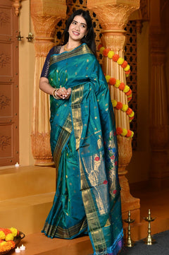 Gaurangi ~ Handloom Pure Silk Maharani Paithani with Majestic Maharani Pallu in Turquoise Blue - verymuchindian.com