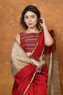 Handloom Cotton Silk Saree With Sleek Golden Border~ Red - verymuchindian.com