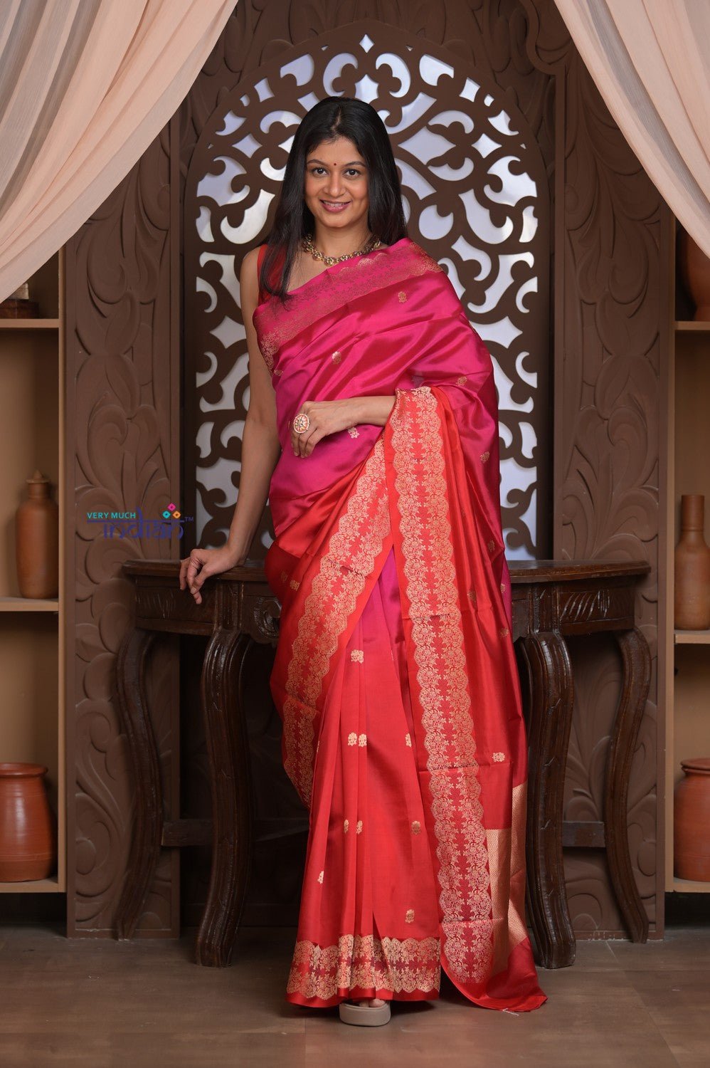 Kashi ~ Handloom Banarasi Pure Silk Saree in Pink and Red (Silk Mark Certified) - verymuchindian.com