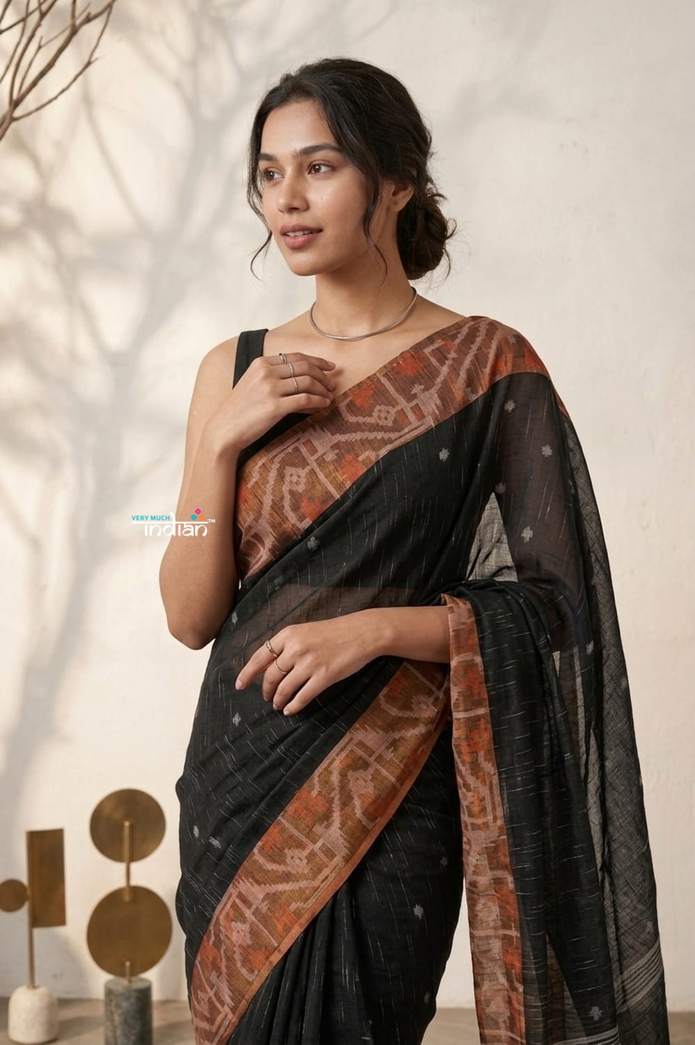 Latika ~ Pure Handwoven Jamdani Mul Cotton Saree in Black With Tissue Border - verymuchindian.com