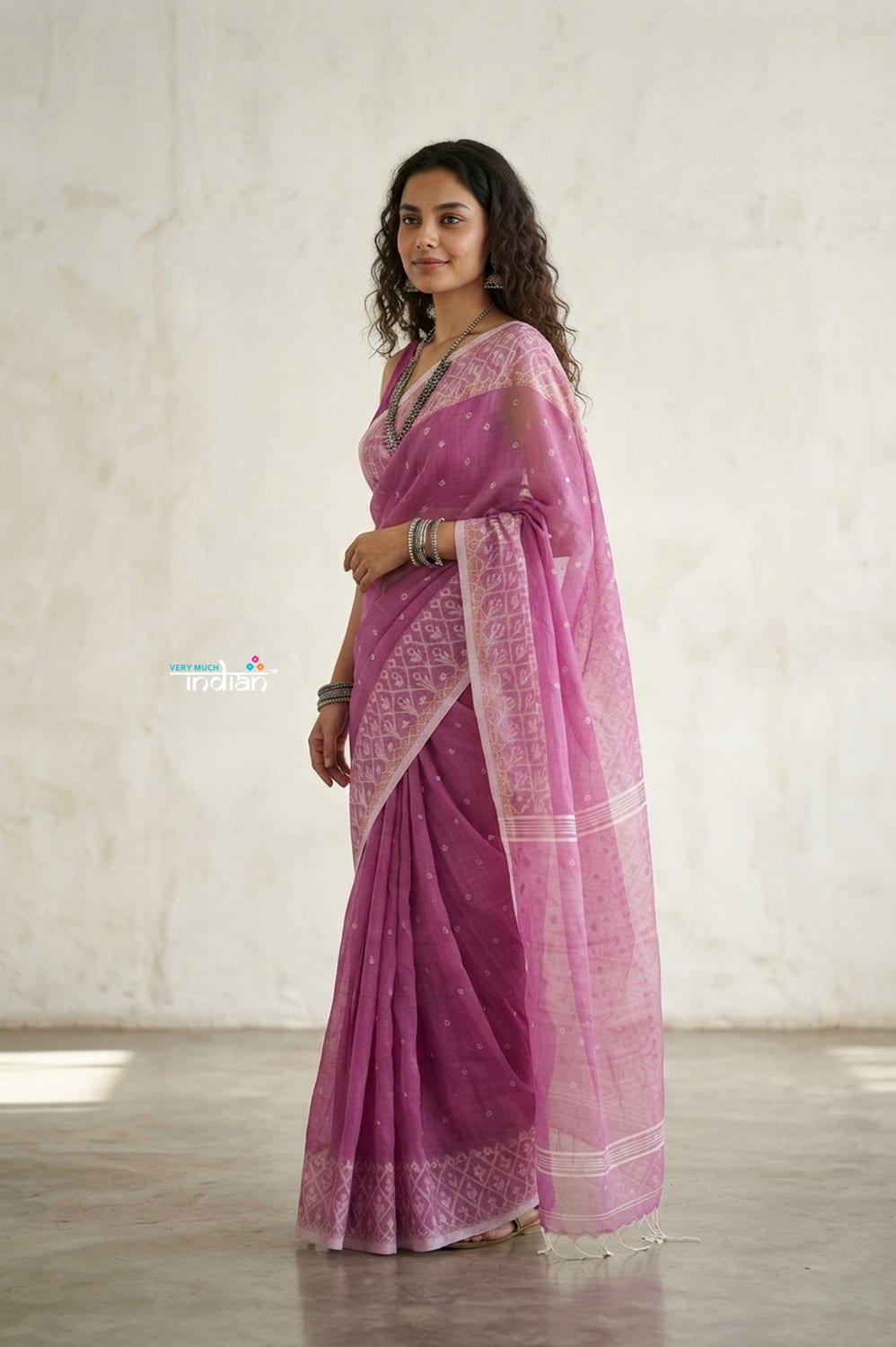 Latika ~ Pure Handwoven Jamdani Mul Cotton Saree in Mauve Pink - verymuchindian.com