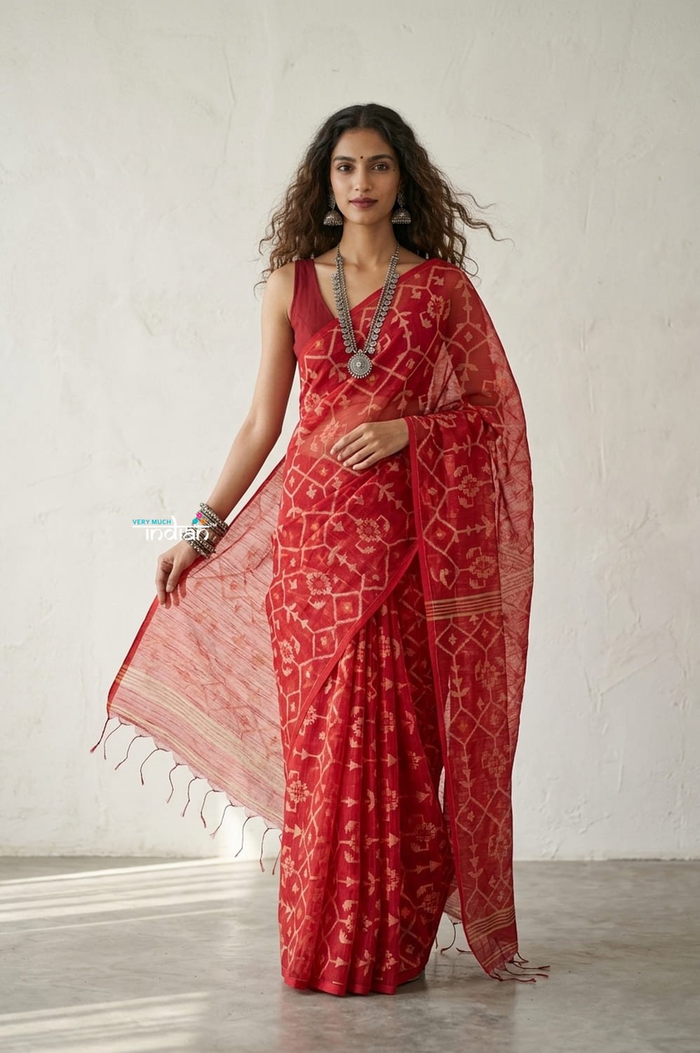 Latika ~ Pure Handwoven Jamdani Mul Cotton Saree in Red - verymuchindian.com