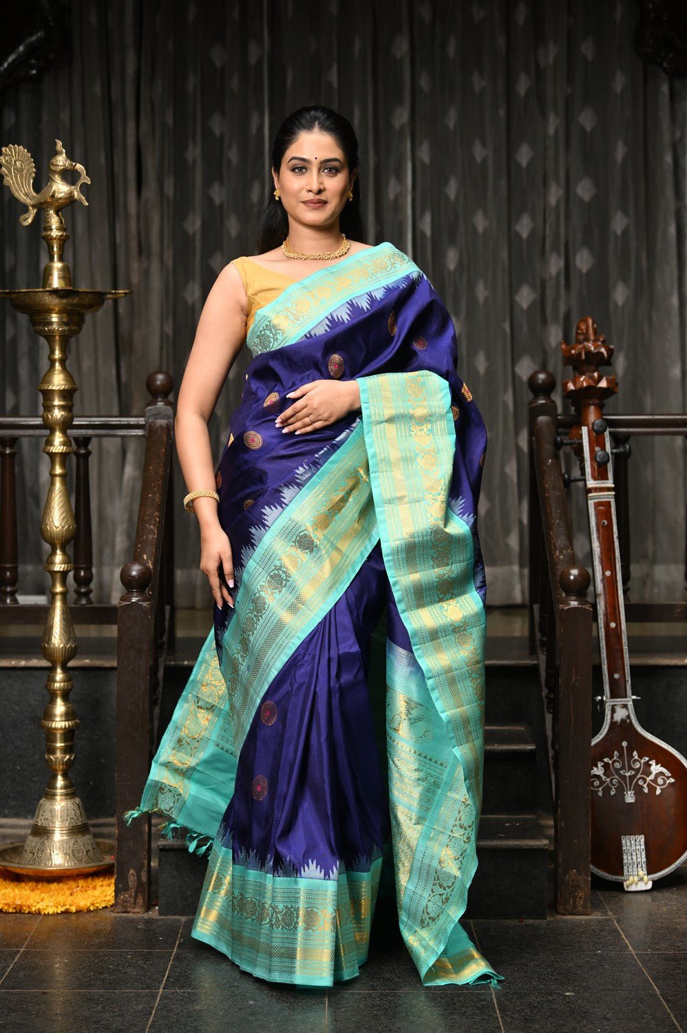 Mahalakshmi ~ Gadwal Pure Silk Handloom Saree in Royal Blue & Cyan Green - verymuchindian.com