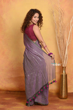 Mastaani ~ Designer Mul Cotton Handloom Saree with Sequins - Dual Tone Lavender - verymuchindian.com