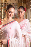 Mastaani ~ Pure Mul Cotton Handloom Saree with Beautiful Rose Prints ~ Red - verymuchindian.com