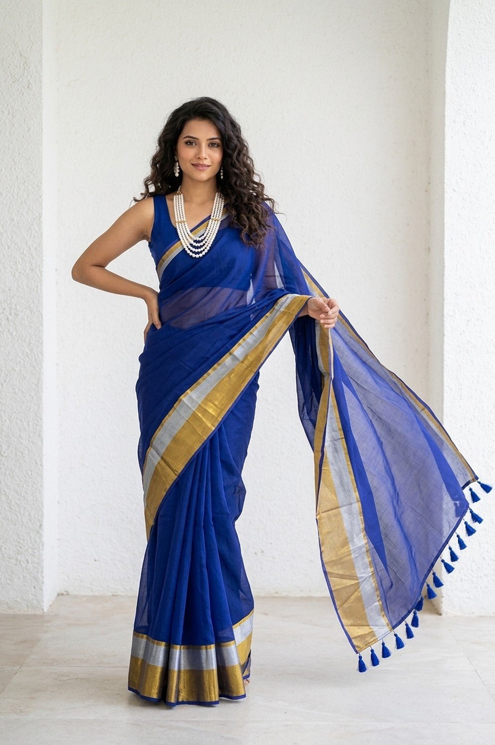 Mulmuli ~ Pure Handwoven Mul Cotton Saree in Blue - verymuchindian.com