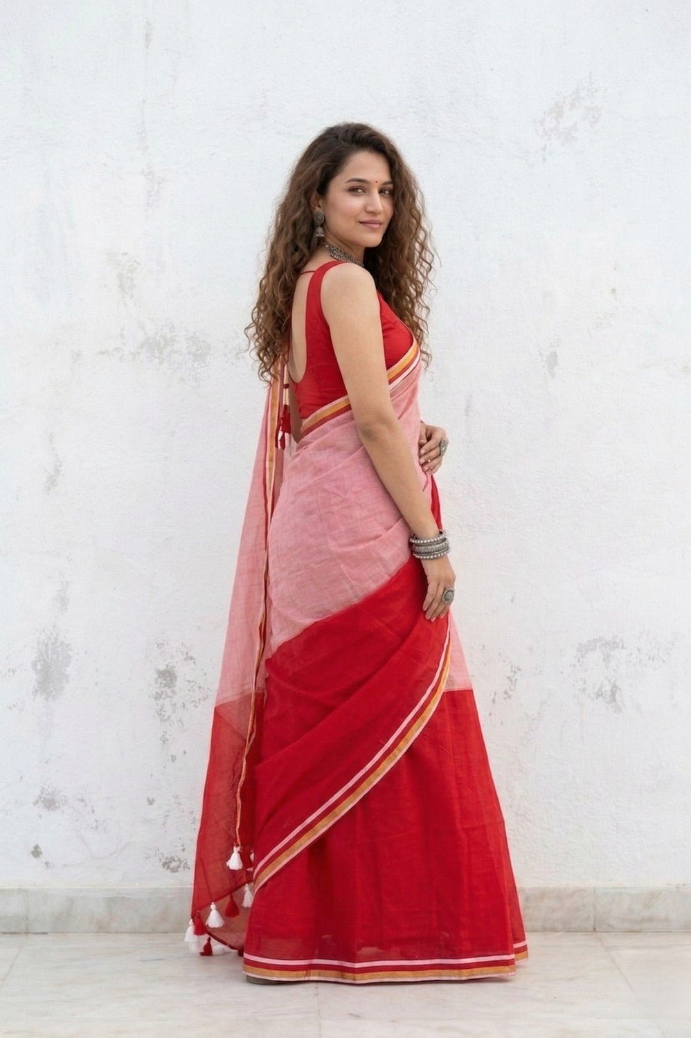 Mulmuli ~ Pure Handwoven Mul Cotton Saree In Half and Half in Red and Peach - verymuchindian.com