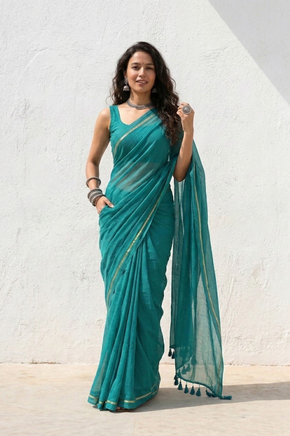 Mulmuli ~ Pure Handwoven Mul Cotton Saree in Turqoise Blue - verymuchindian.com