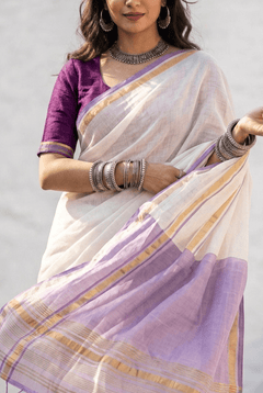 Mulmuli ~ Pure Mul Cotton Handloom Saree In White with Lavender Pallu - verymuchindian.com