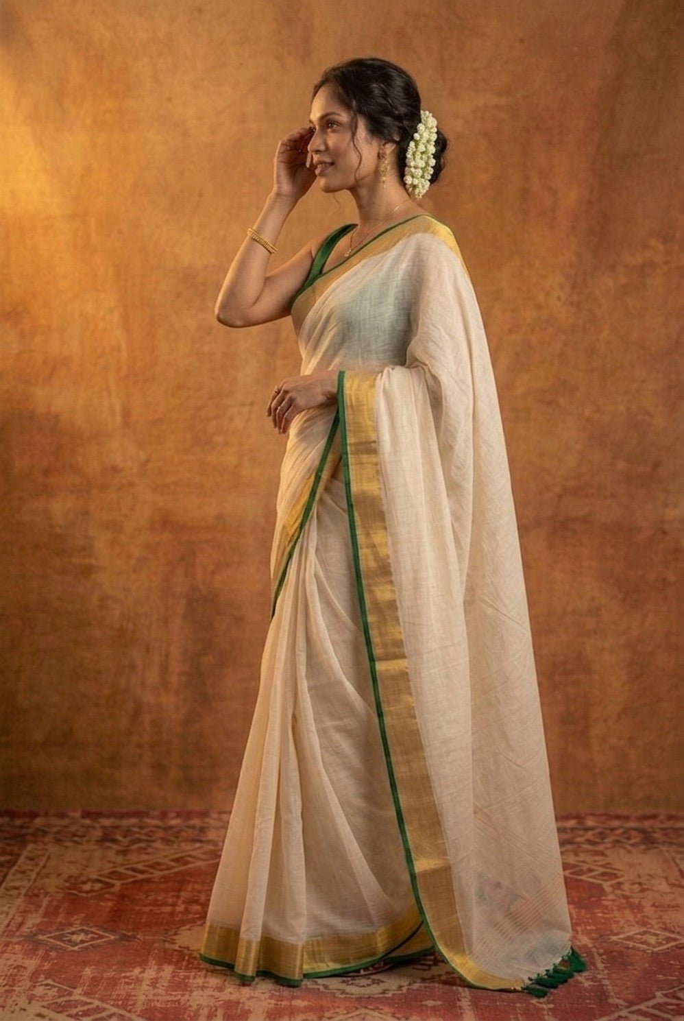 Pure Mul Cotton Handloom Saree with Golden Border - Offwhite Green - verymuchindian.com