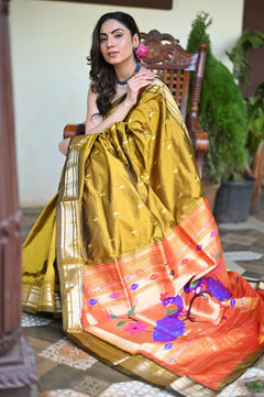 Rang Mahal ~ Handloom Pure Silk Paithani in Peacock Pallu in Mehendi Green (With Silk Mark) - verymuchindian.com